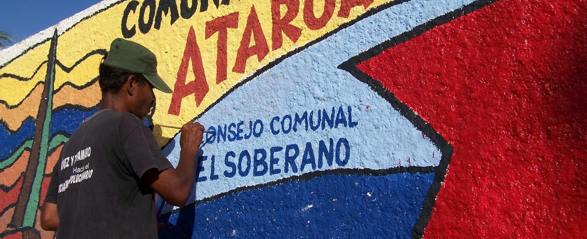 Social Programs in Venezuela Under the Chavista Governments: Innovative Policies, Social Inclusion and Institutional Weakness