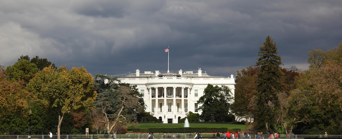 Dark clouds over the White House
